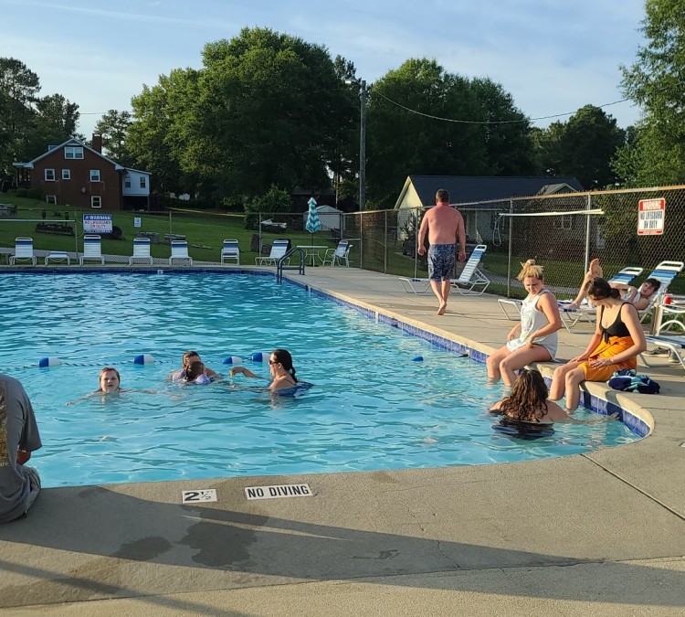 Angier Pool (Angier,&nbspNC)